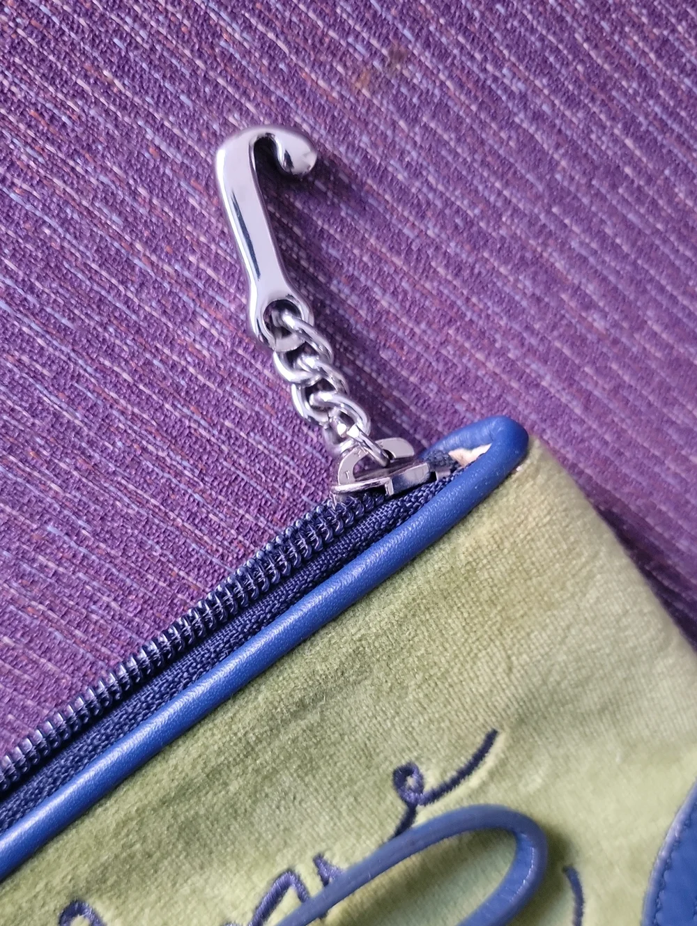 Juicy Couture stylish juicy